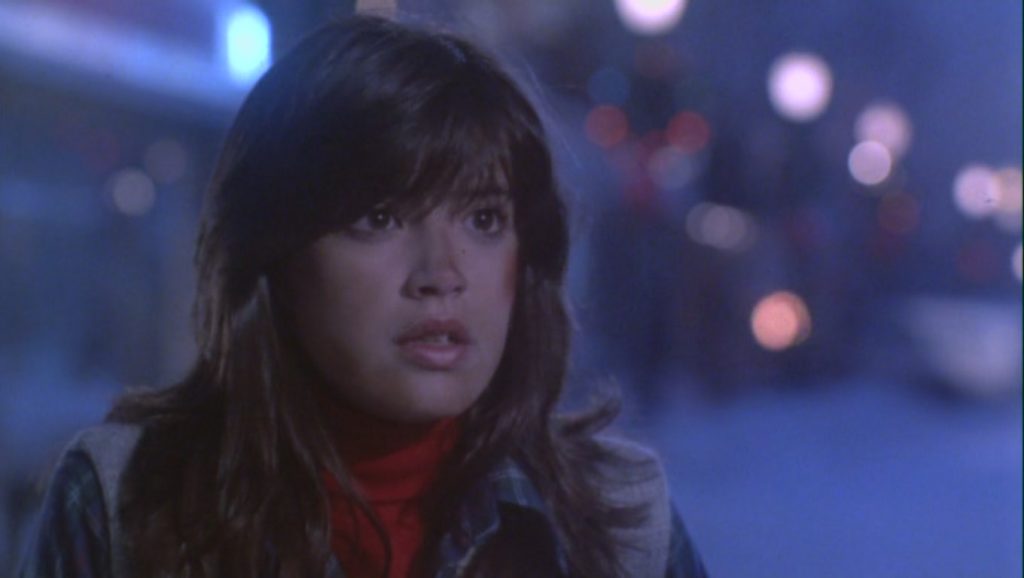 Phoebe-Cates-as-Kate-Beringer-in-Gremlins-phoebe-cates-23734192-1360-768